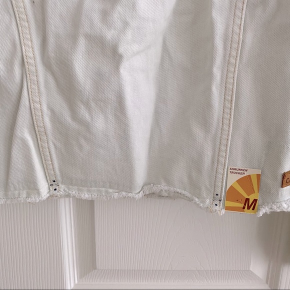 ✖️SOLD✖️ 🏷NWT The Kerry Shrunken Trucker - Picture 5 of 13